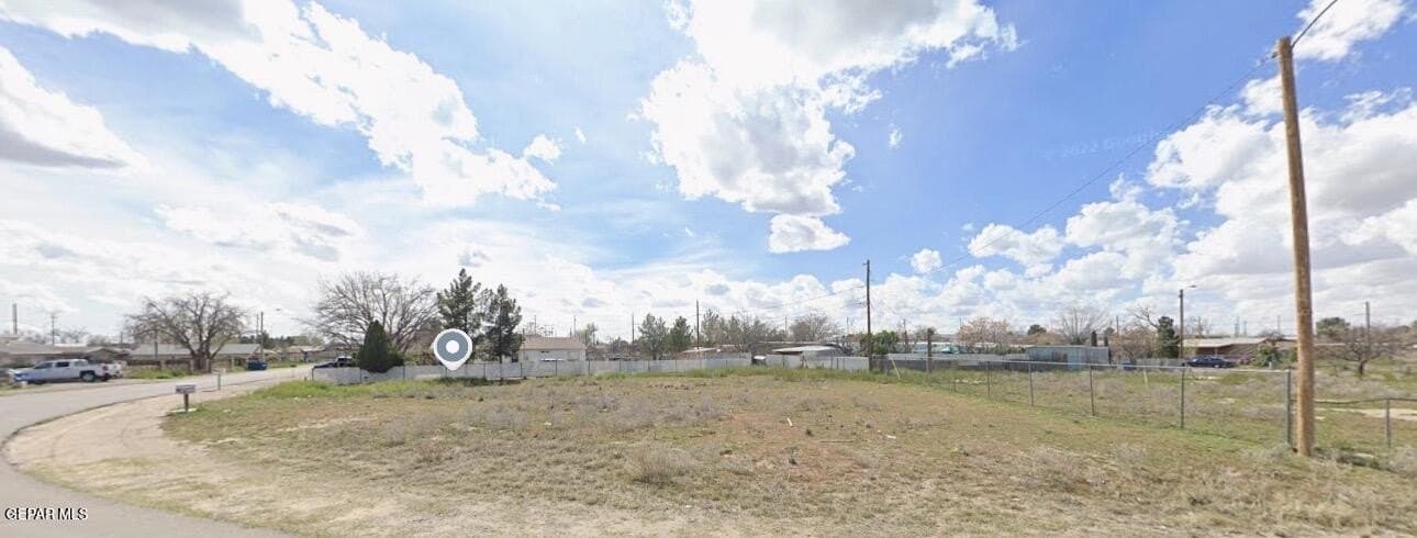0.31 acres in El Paso County gallery image 2