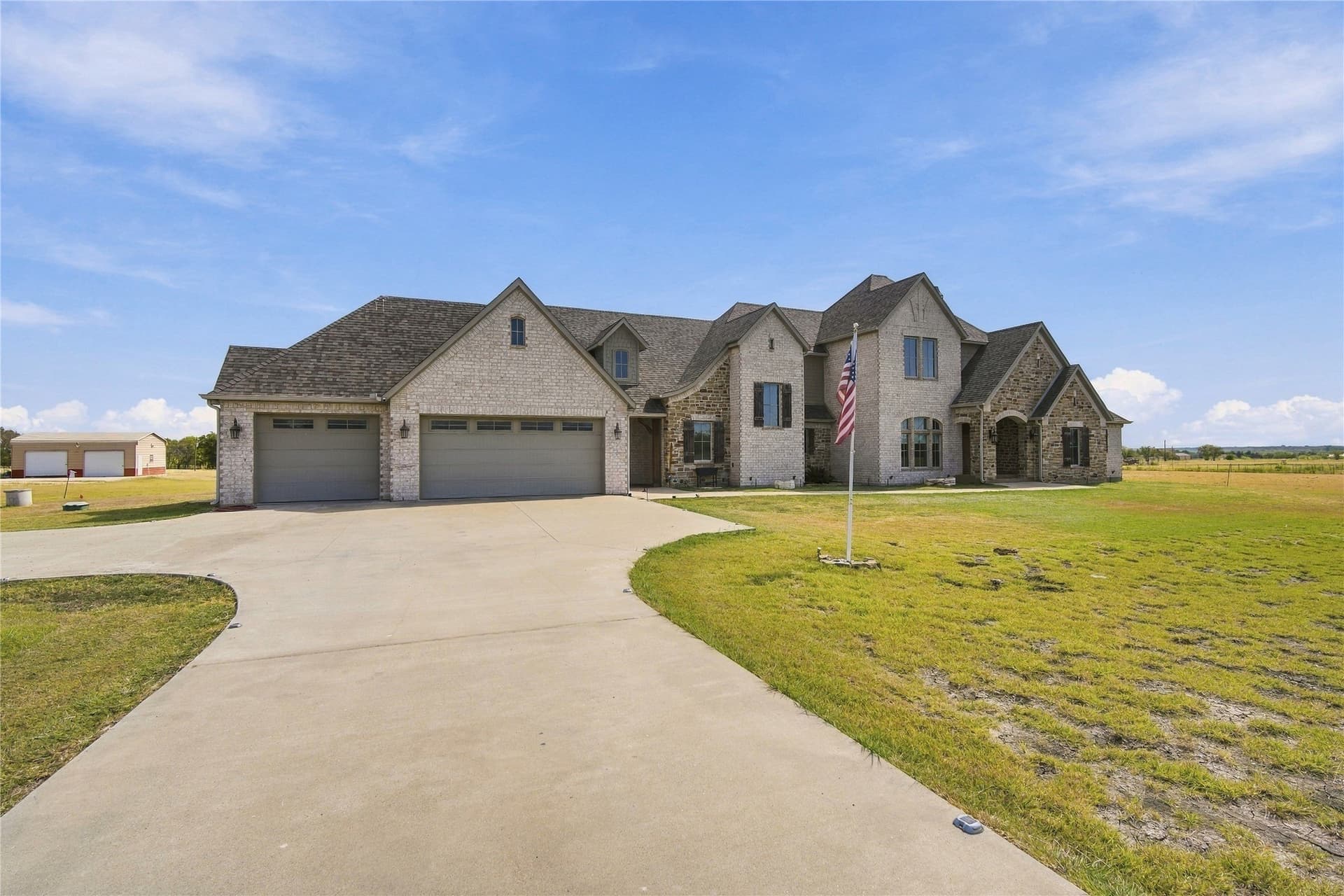 12.64 acres in Ellis County - photo 3