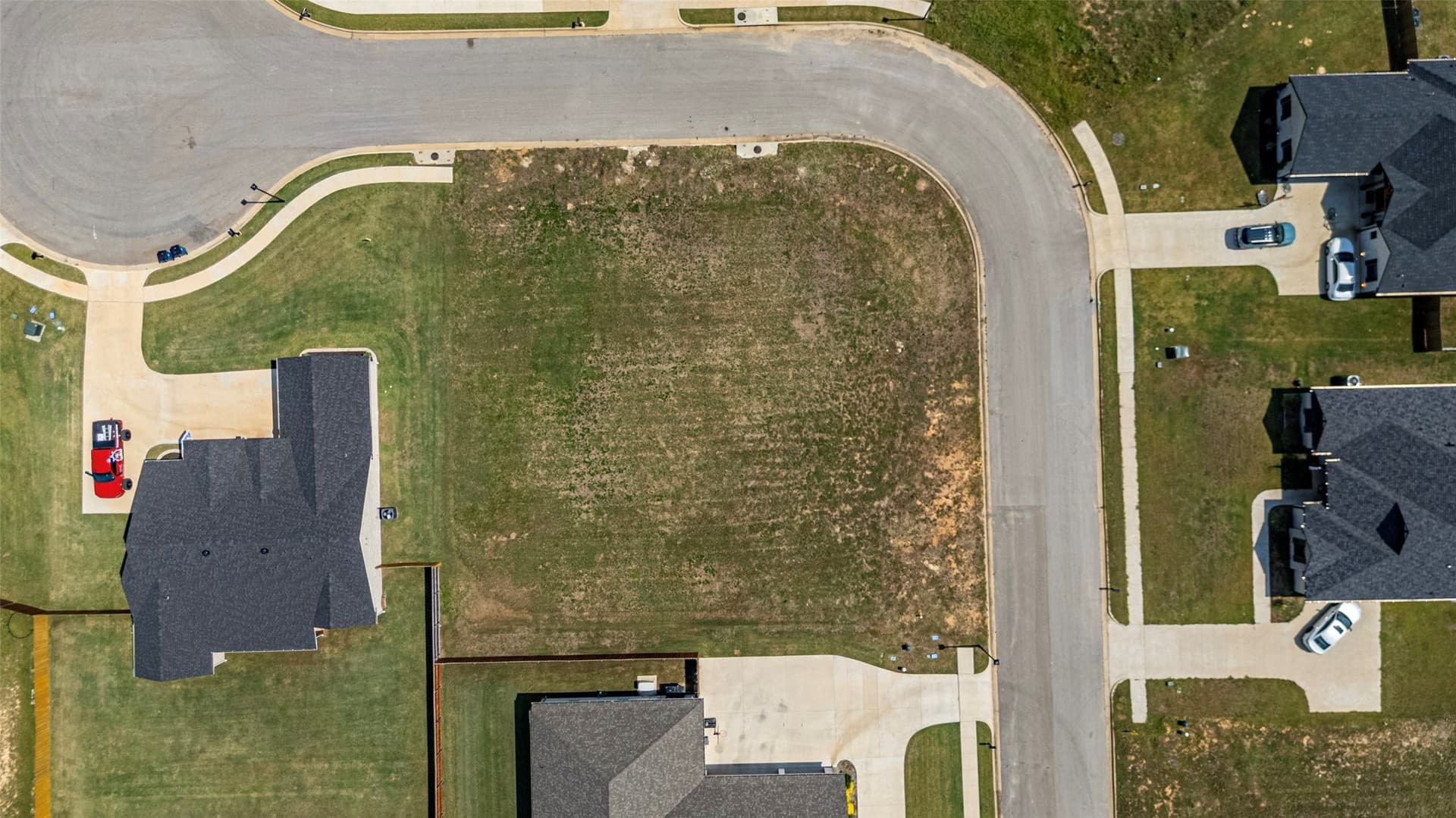 0.33 acres in Smith County - photo 15