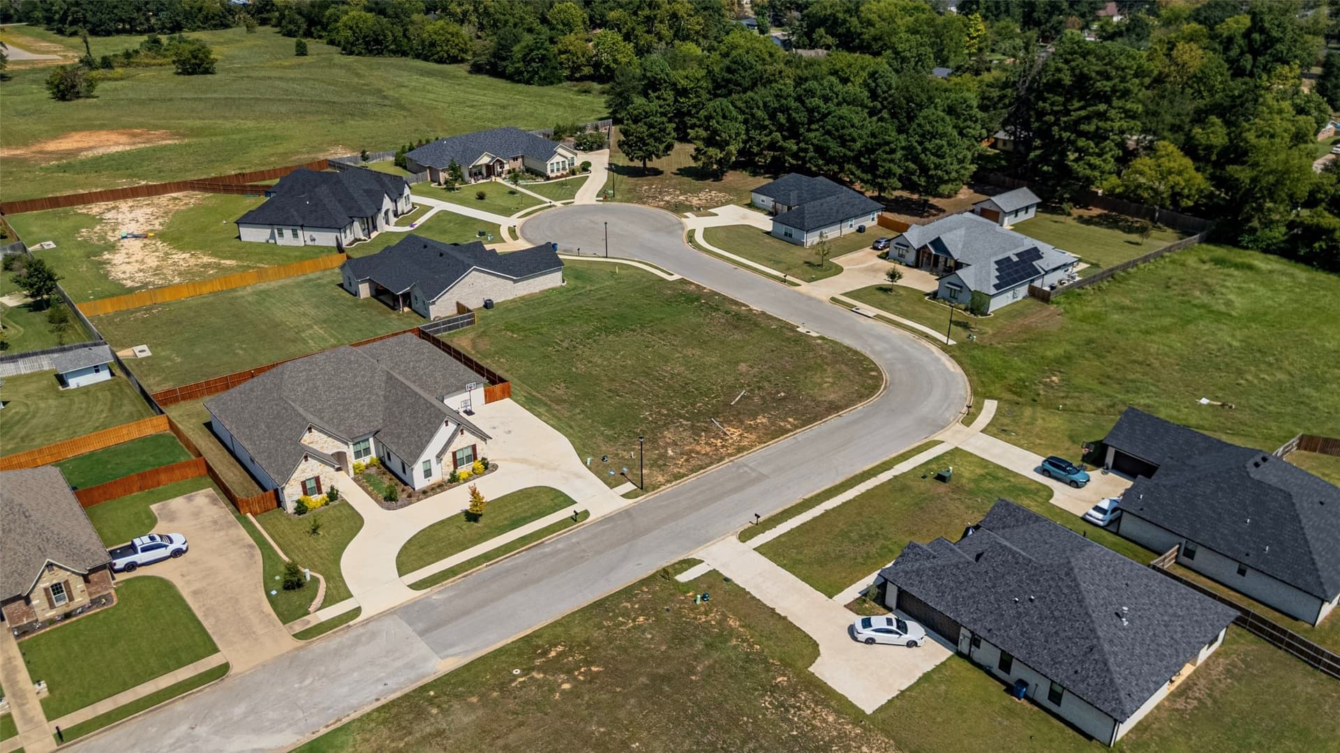 0.33 acres in Smith County - photo 22
