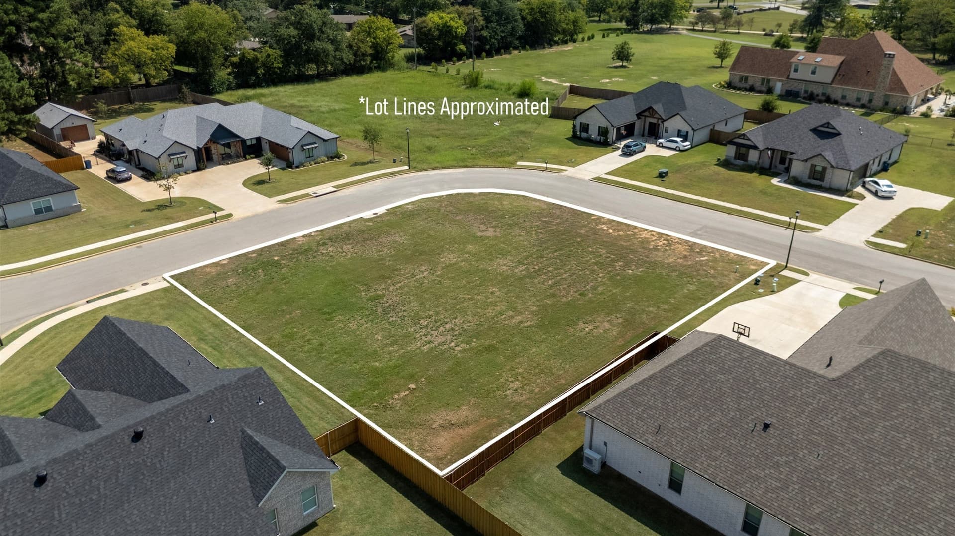 0.33 acres in Smith County - photo 10