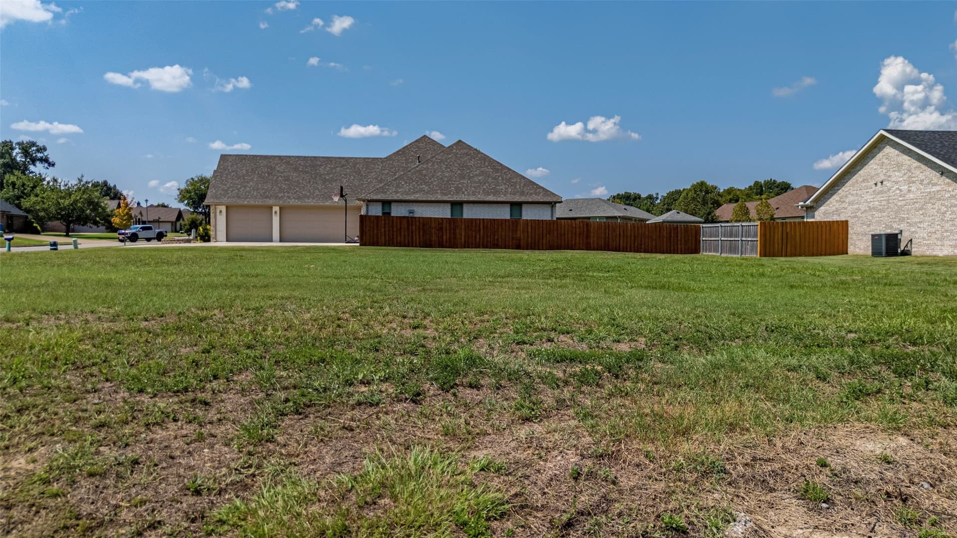 0.33 acres in Smith County - photo 20