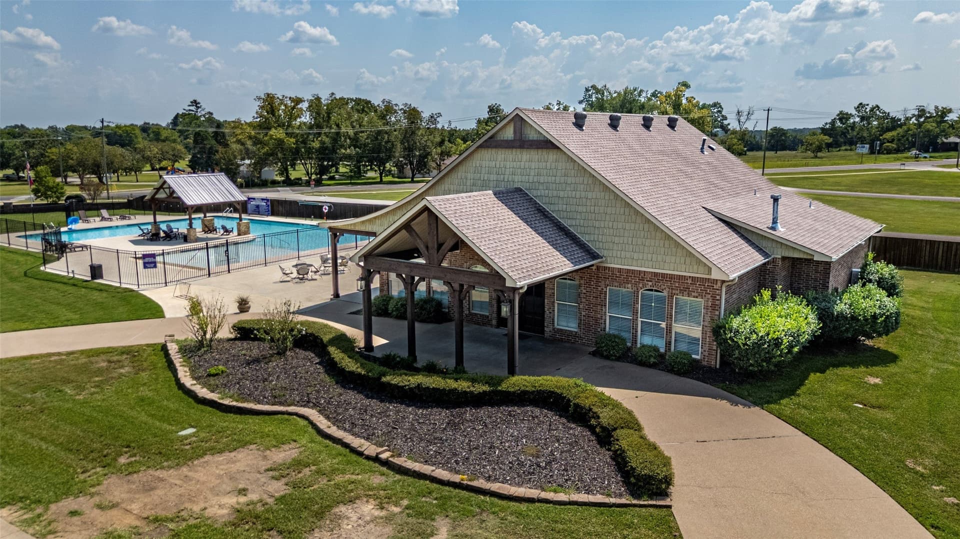 0.33 acres in Smith County - photo 8