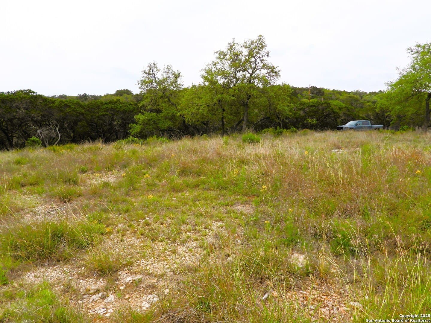 2.76 acres in Bandera County - photo 7