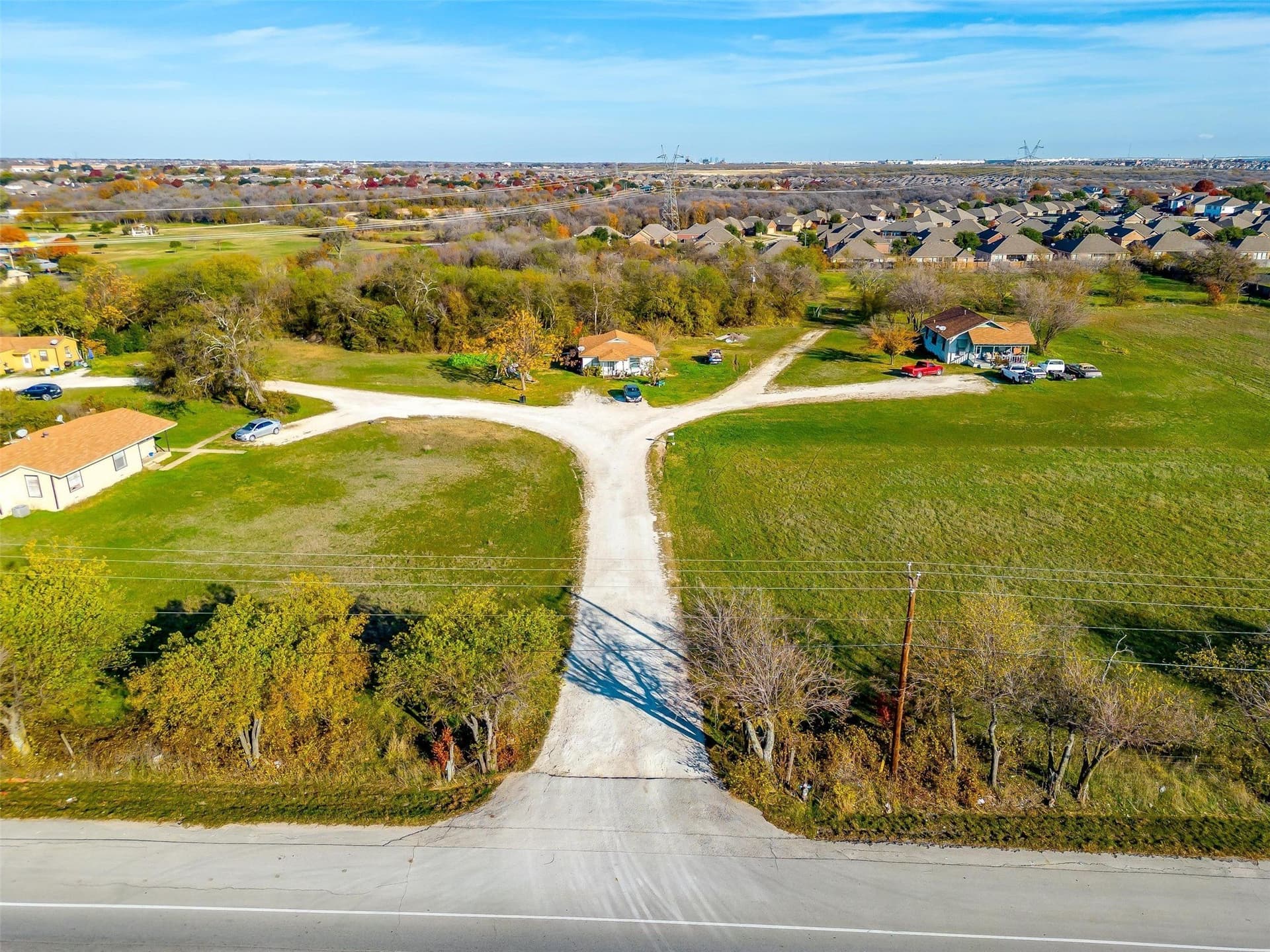 12.75 acres in Tarrant County - photo 14