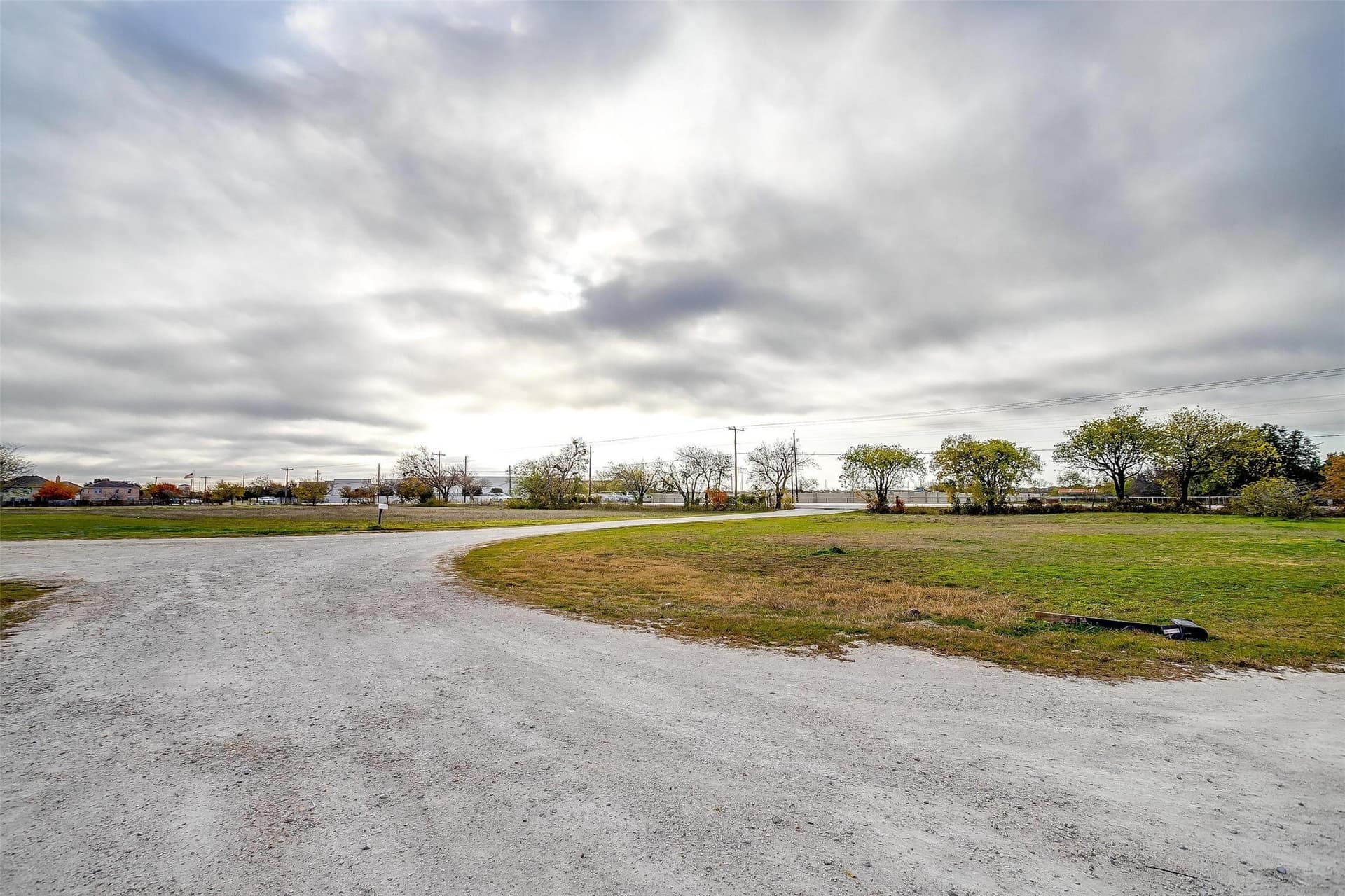 12.75 acres in Tarrant County - photo 25