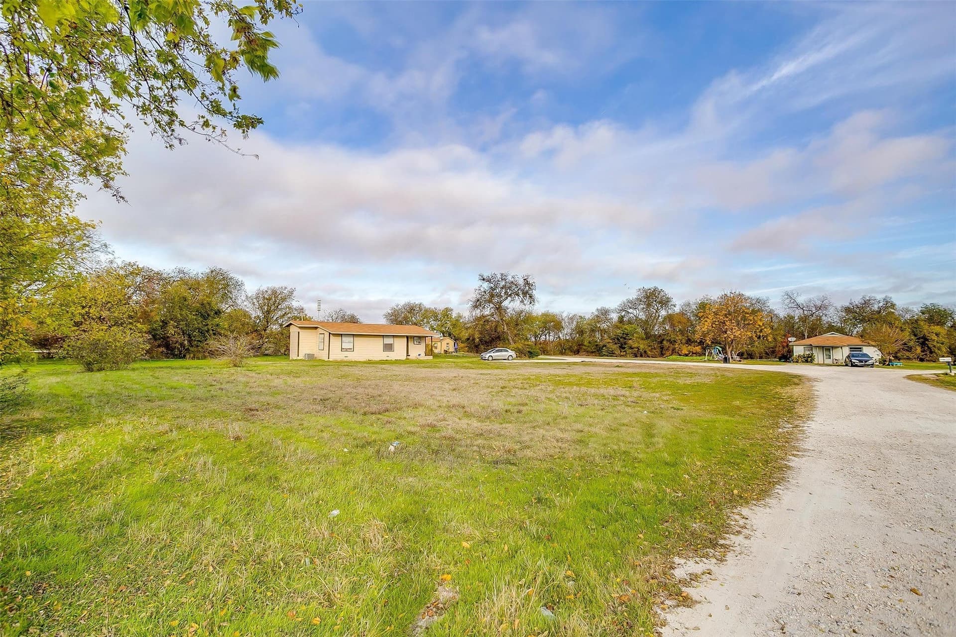 12.75 acres in Tarrant County - photo 21