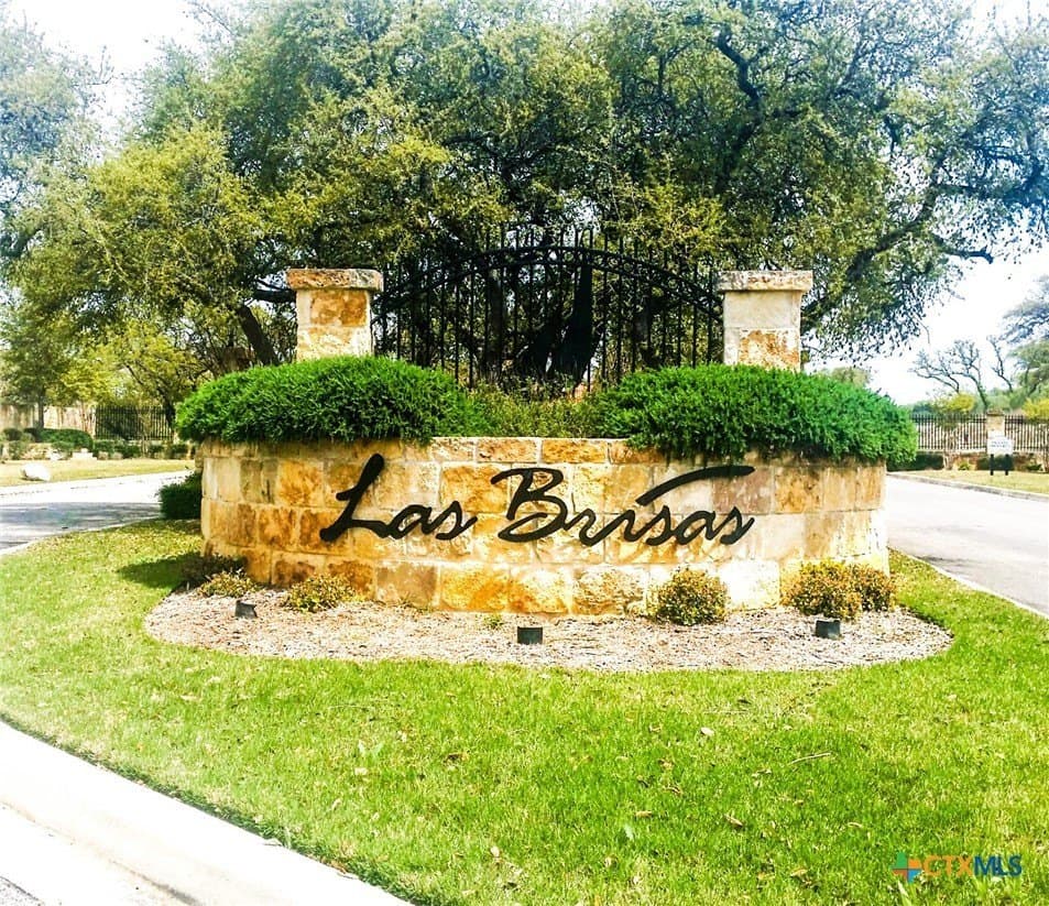 0.51 acres in Comal County - photo 29