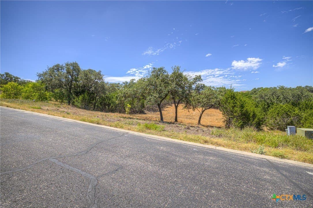 0.51 acres in Comal County - photo 5