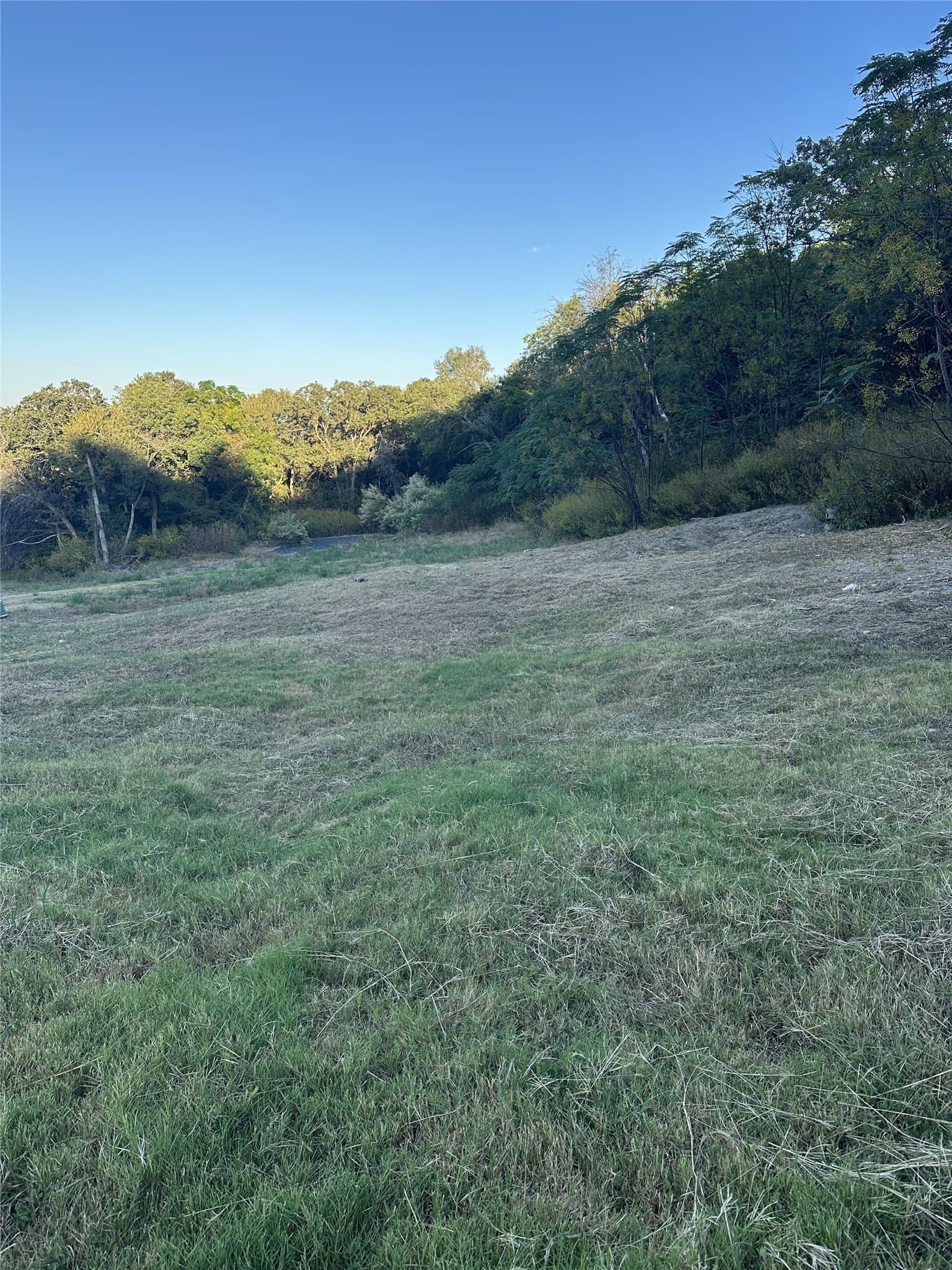 0.62 acres in McLennan County - photo 4