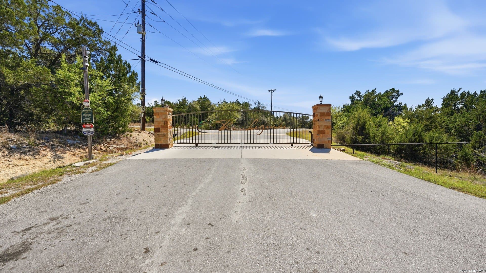 1.13 acres in Comal County gallery image 3