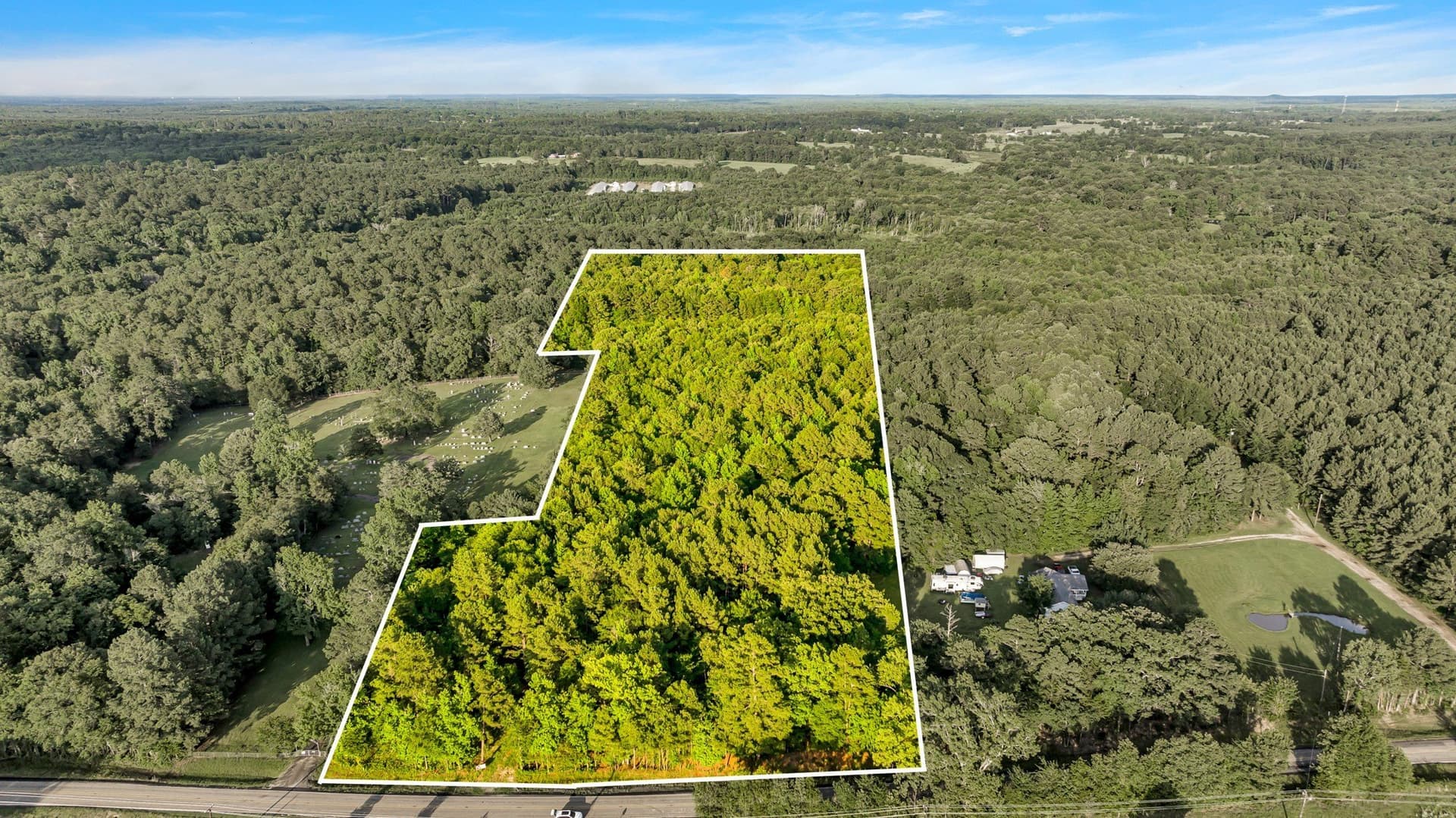 16.07 acres in Smith County