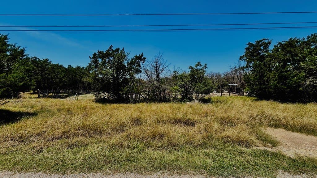15.39 acres in Kerr County - photo 7