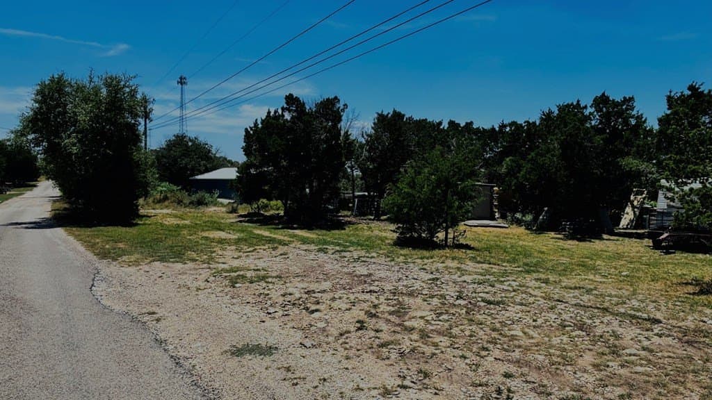 15.39 acres in Kerr County gallery image 3