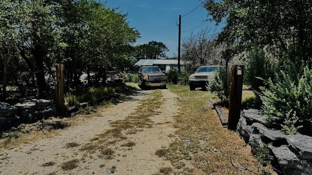 15.39 acres in Kerr County gallery image 2