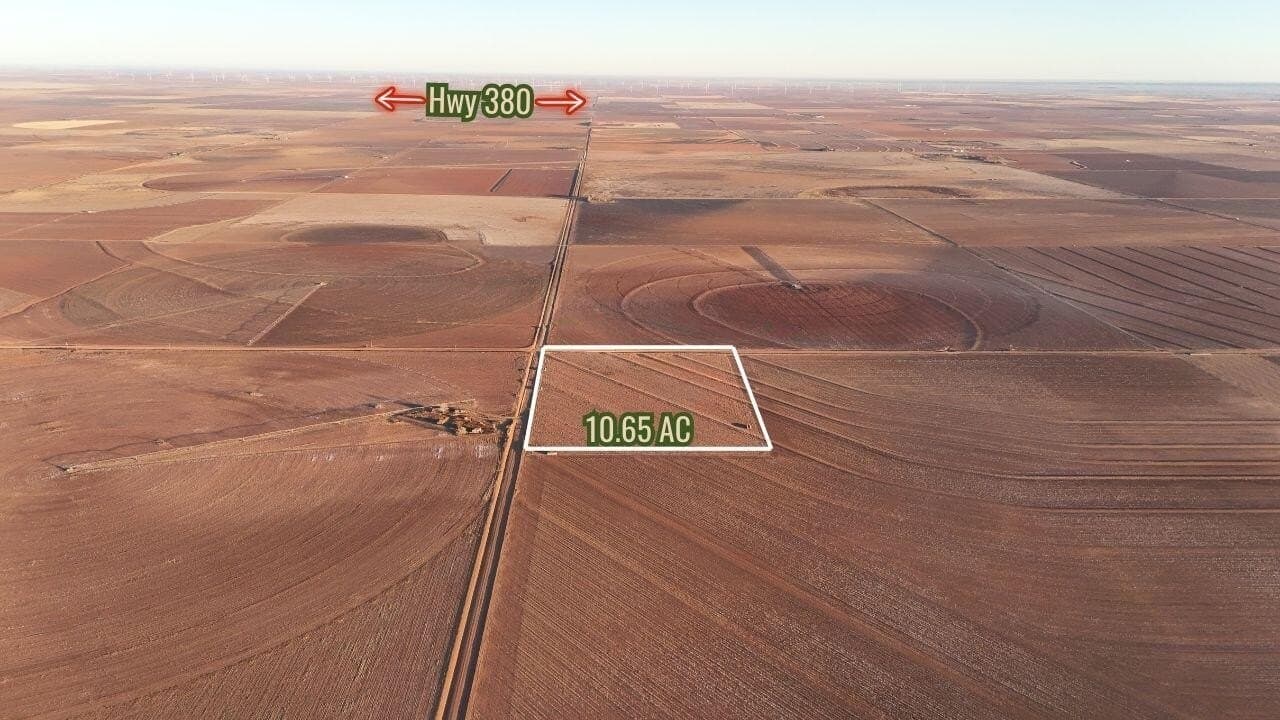 10.65 acres in Lynn County
