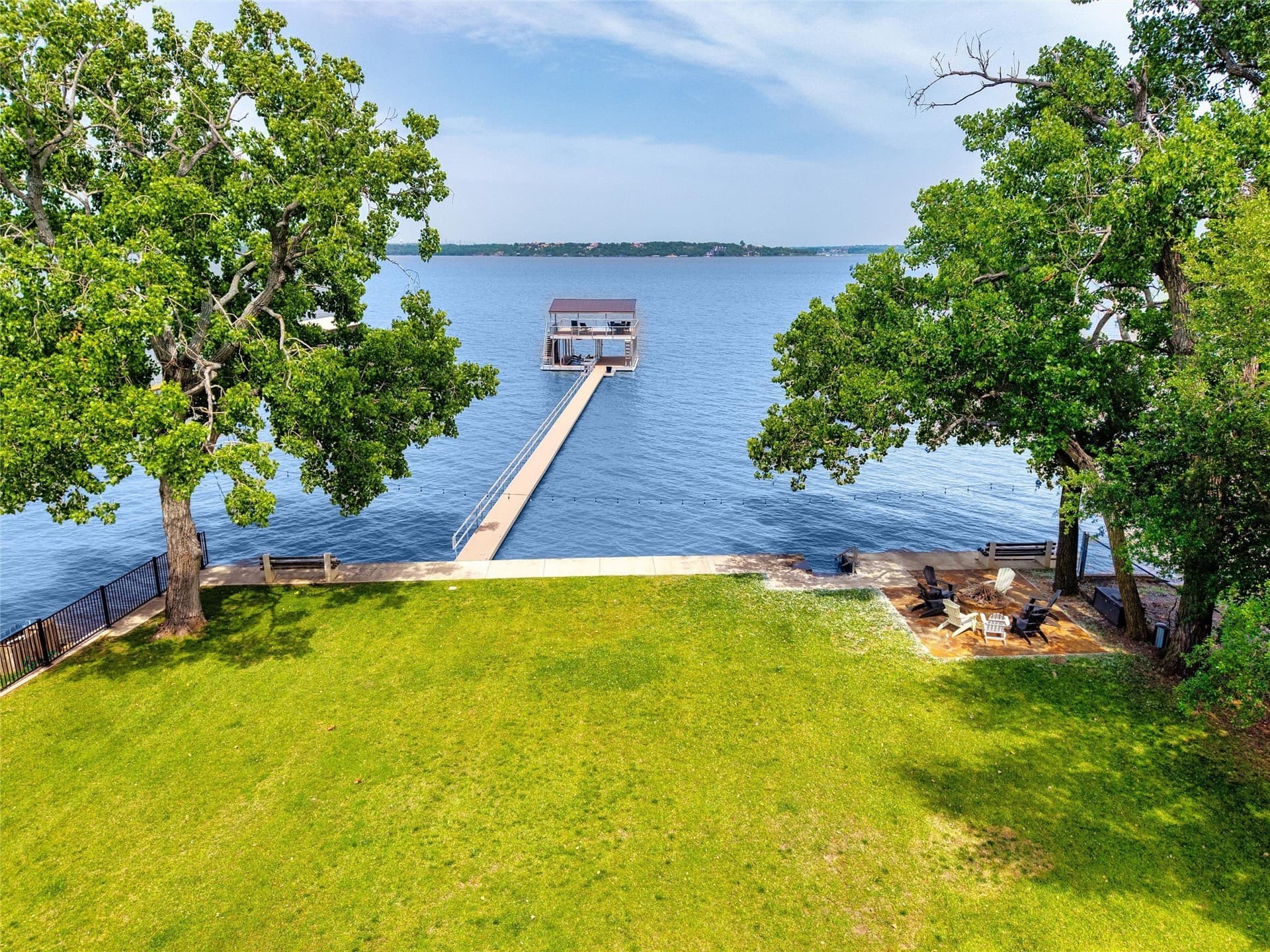 1.11 acres in Tarrant County - photo 2