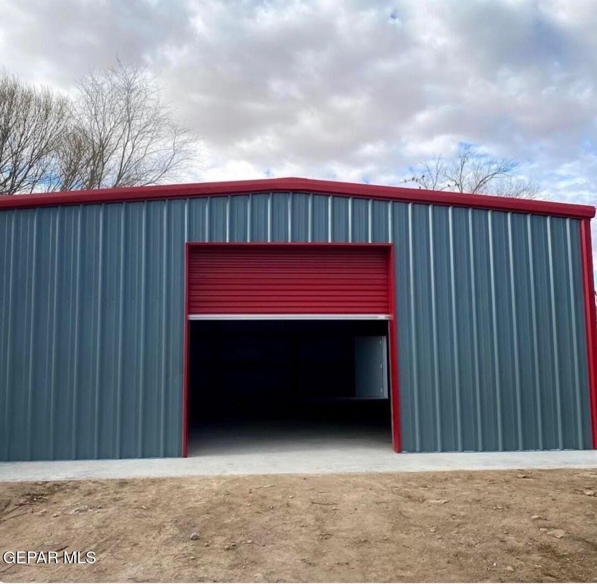 1 acres in El Paso County