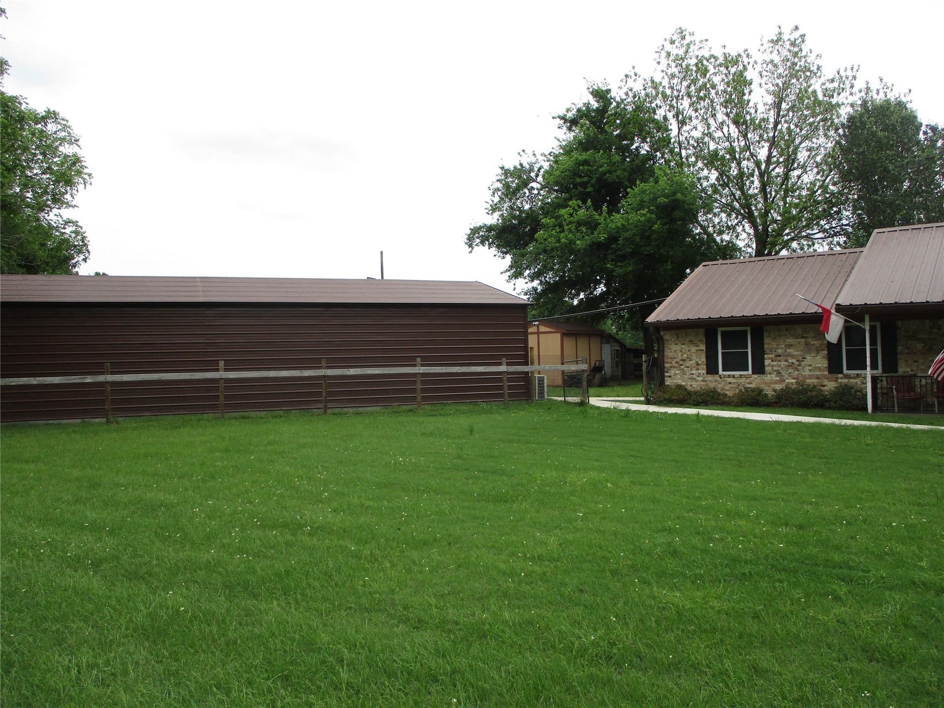 1 acres in Rains County gallery image 2