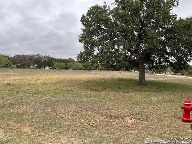 2.07 acres in Bandera County