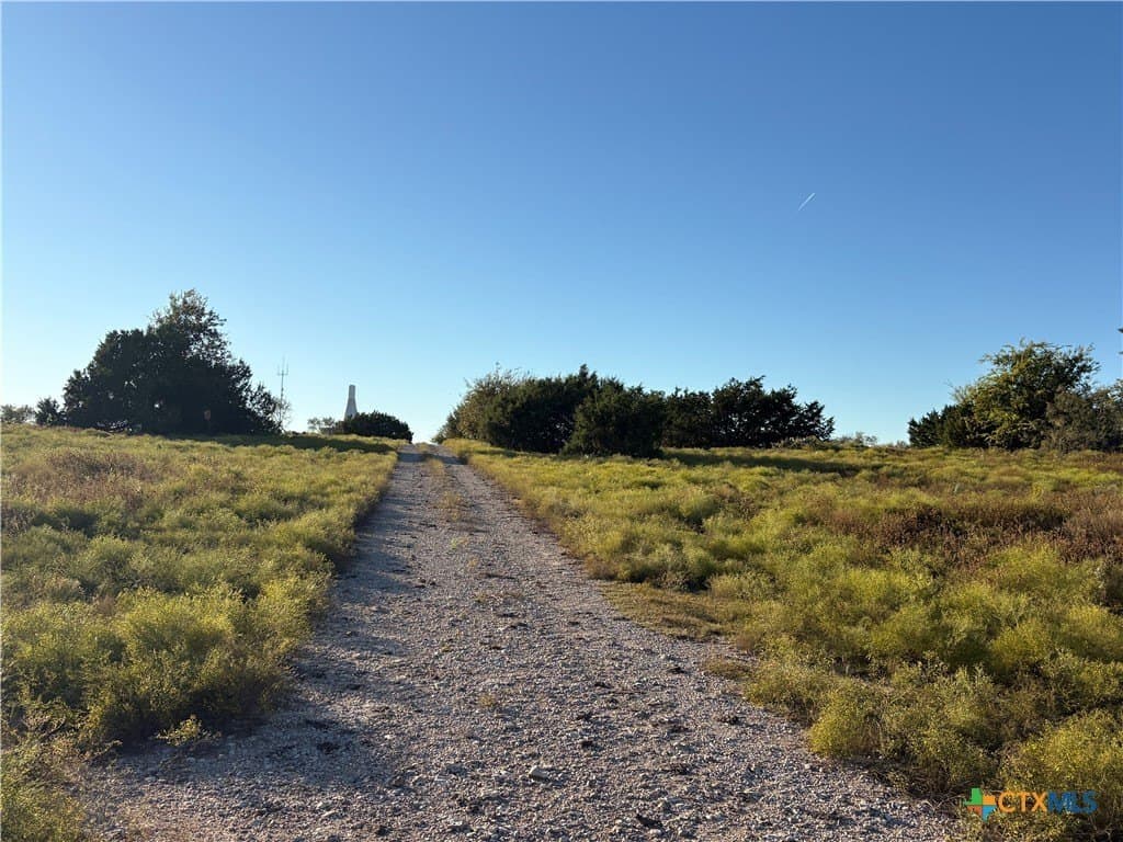 9.84 acres in Lampasas County gallery image 4