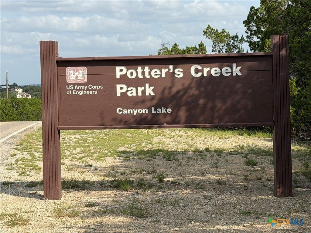 8.23 acres in Comal County gallery image 4