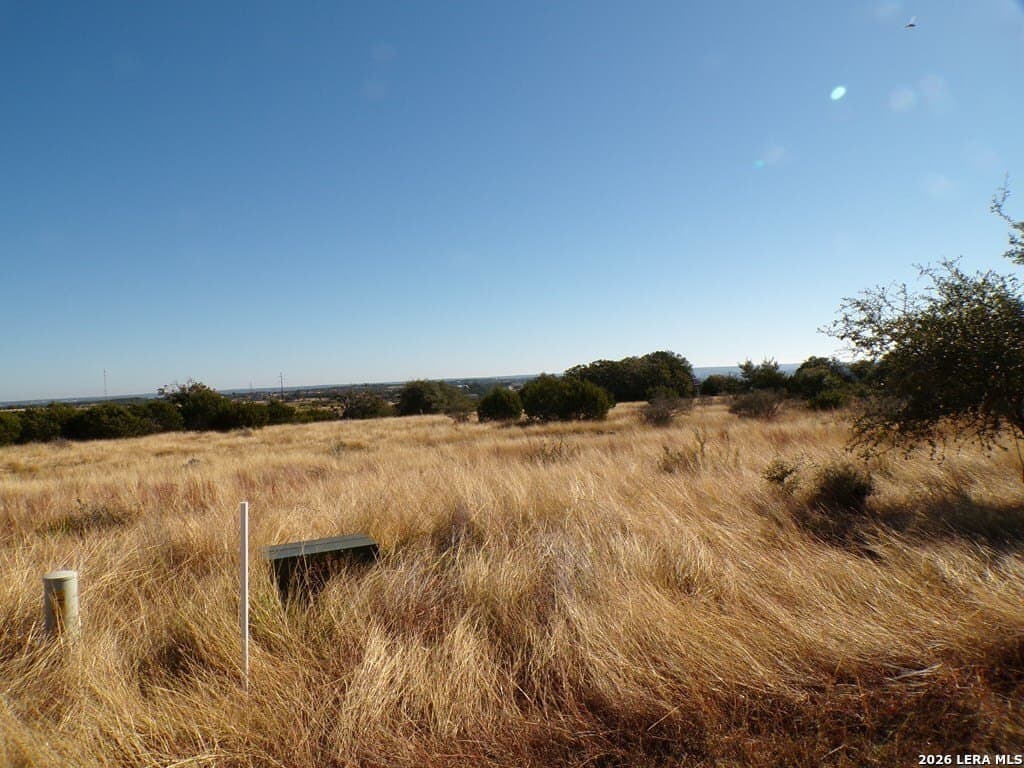 10.1 acres in Kerr County gallery image 3