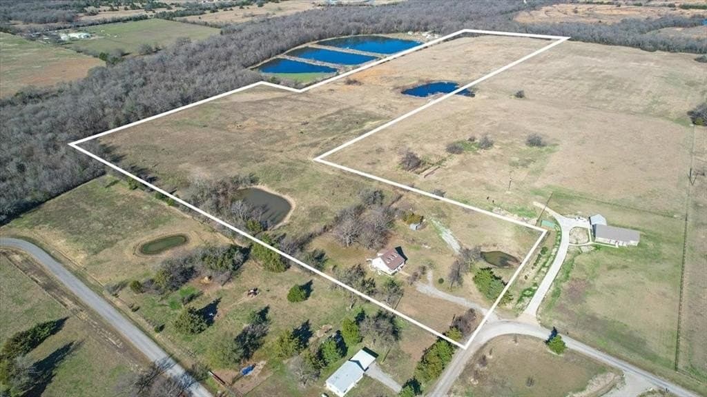 29.81 acres in Hunt County