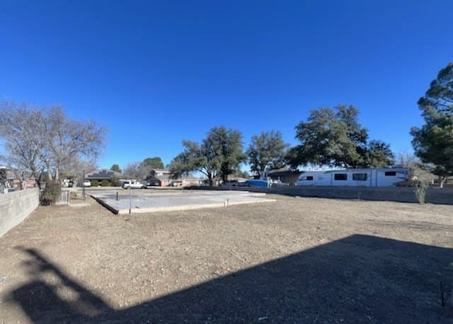 0.3 acres in Midland County gallery image 4