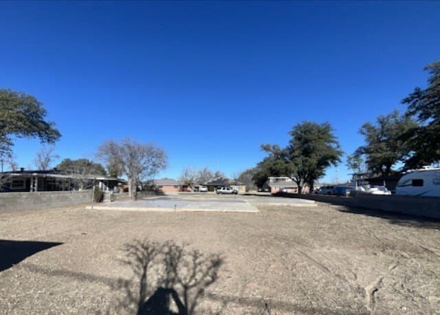 0.3 acres in Midland County gallery image 3