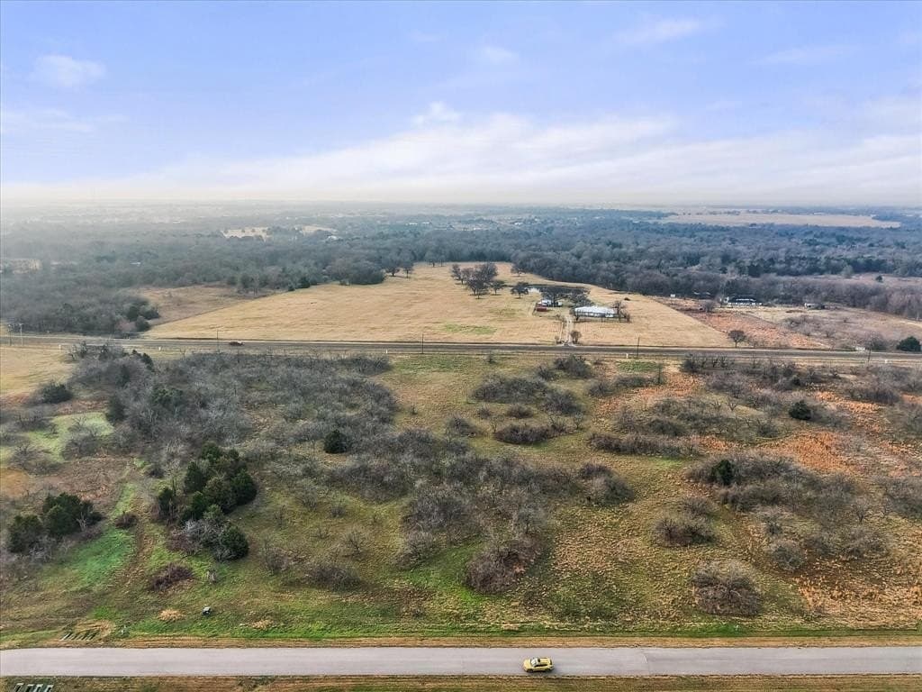 1.77 acres in Navarro County