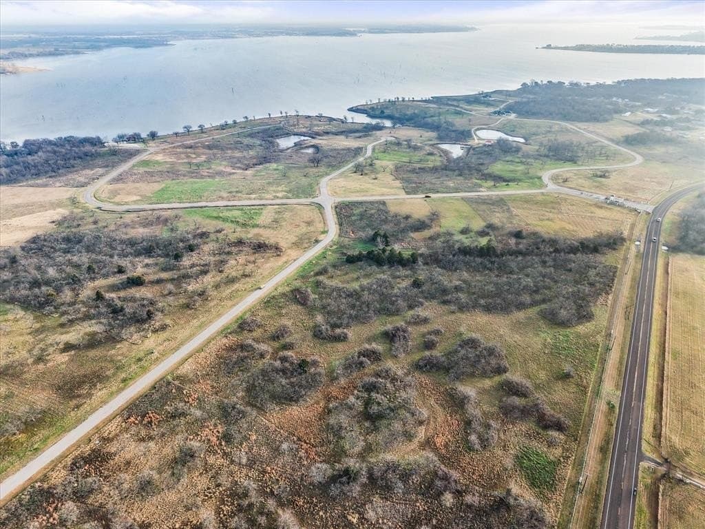 1.77 acres in Navarro County gallery image 3