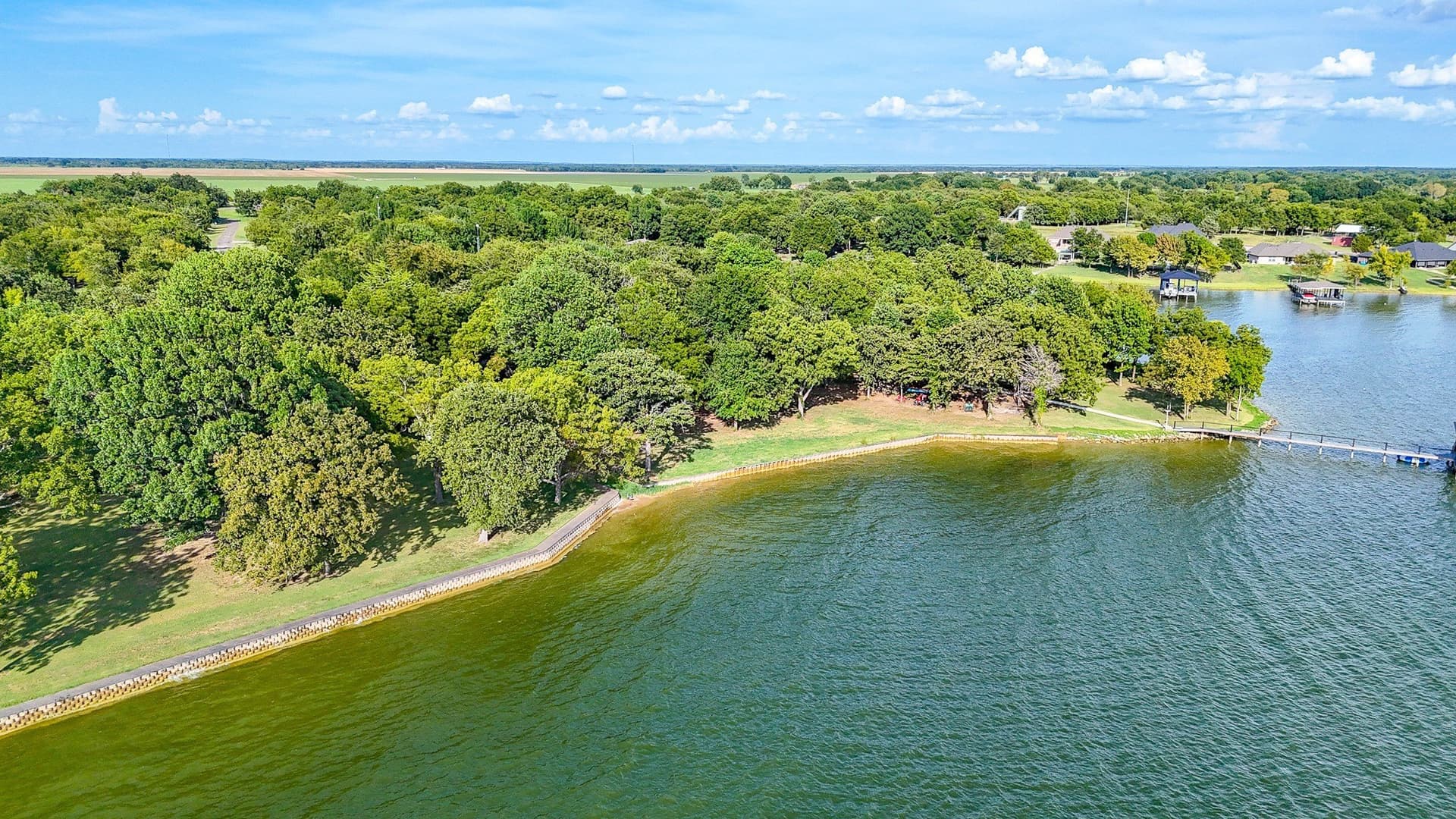 0.94 acres in Navarro County - photo 25