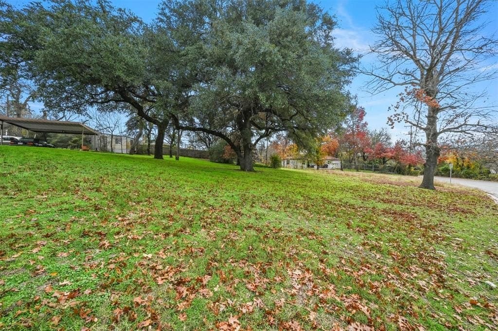 0.3 acres in Tarrant County gallery image 3