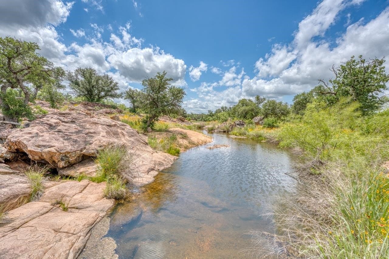 10 acres in Llano County - photo 8