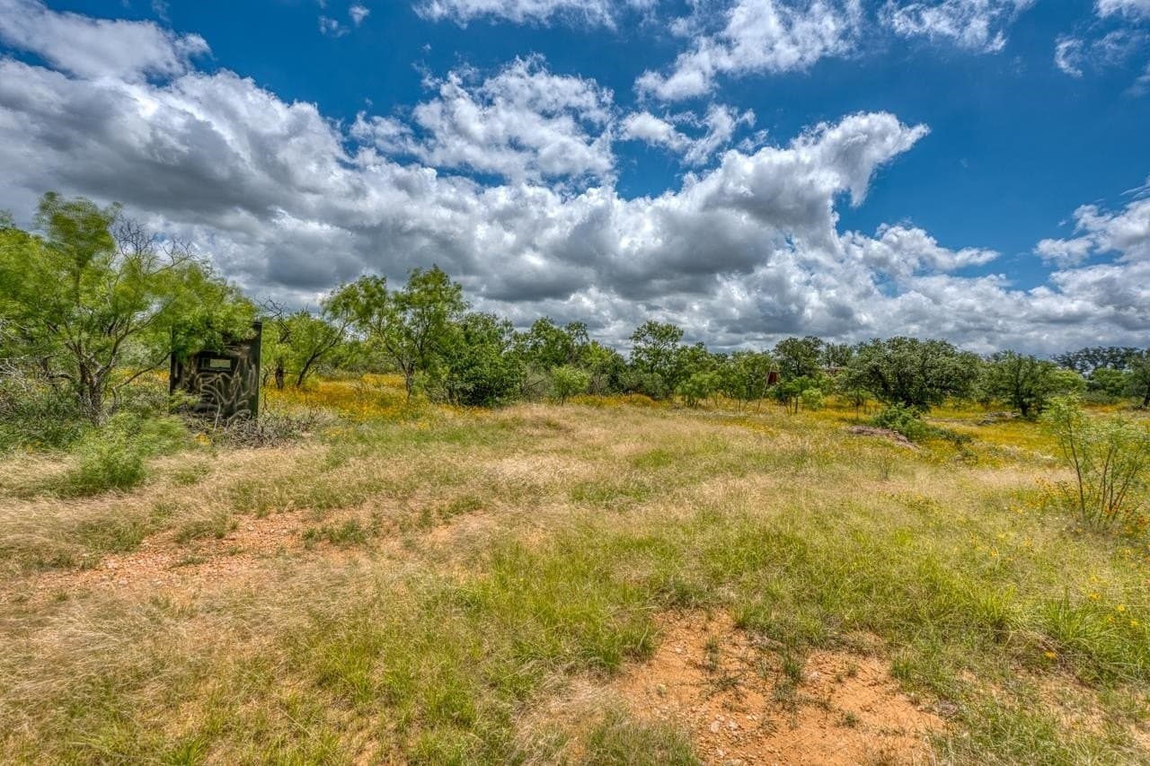 10 acres in Llano County - photo 17