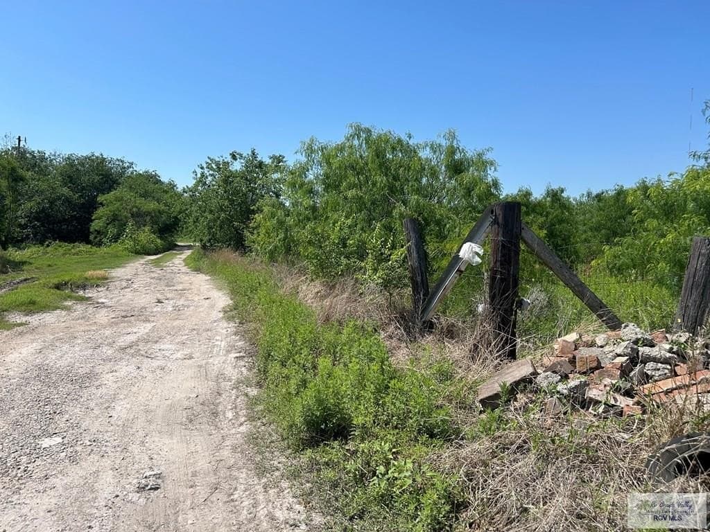 7.93 acres in CAMERON County gallery image 2