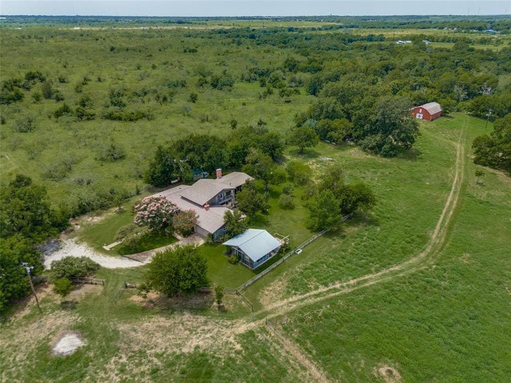 12.42 acres in Navarro County