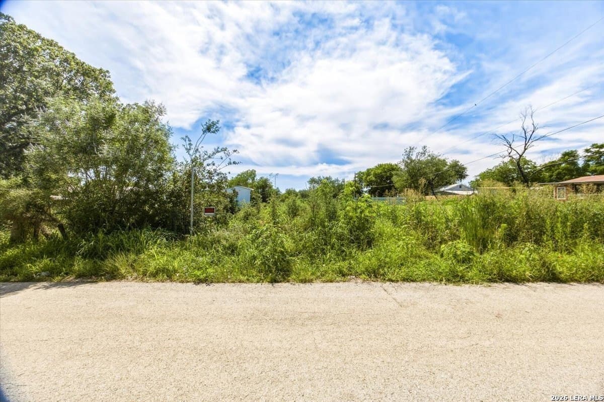 0.21 acres in Bexar County gallery image 4