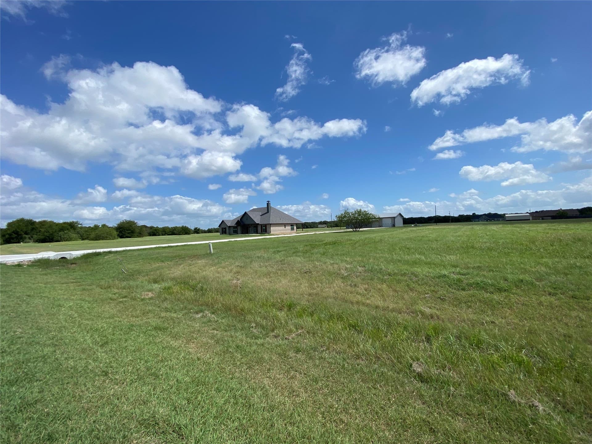 2.01 acres in Navarro County - photo 8