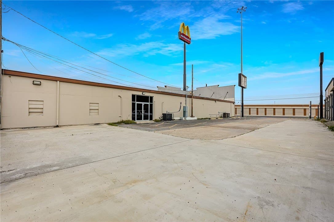 23,745 acres in Nueces County - photo 13