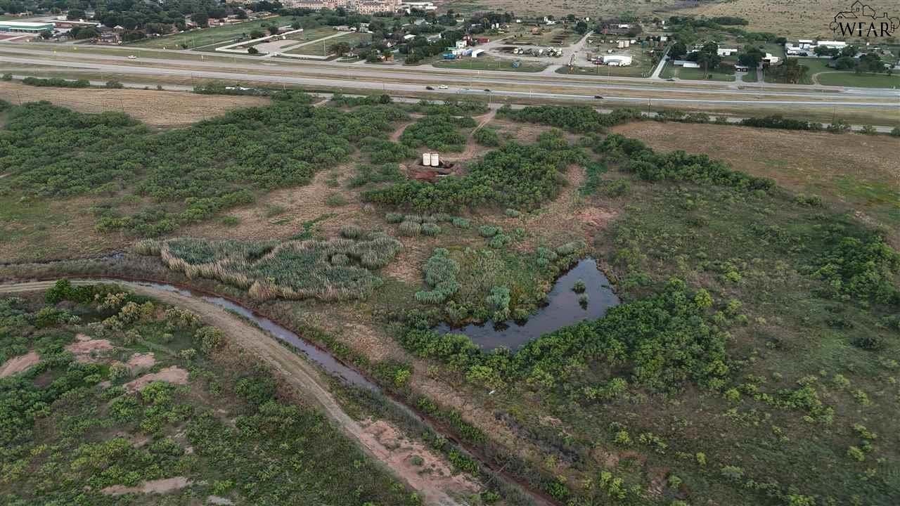 16.01 acres in Wichita County gallery image 4