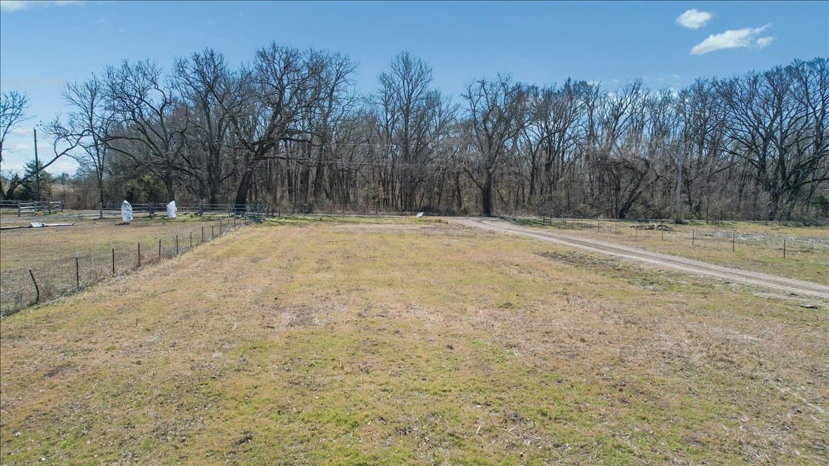 1.36 acres in Grayson County - photo 15