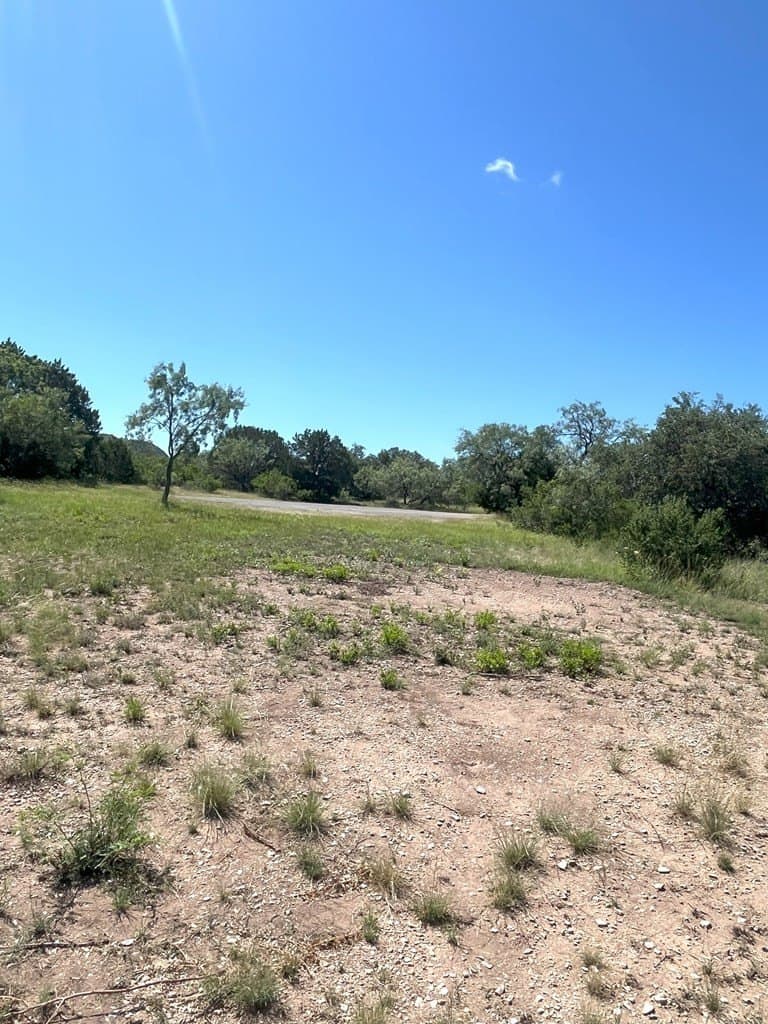 5 acres in Real County - photo 15