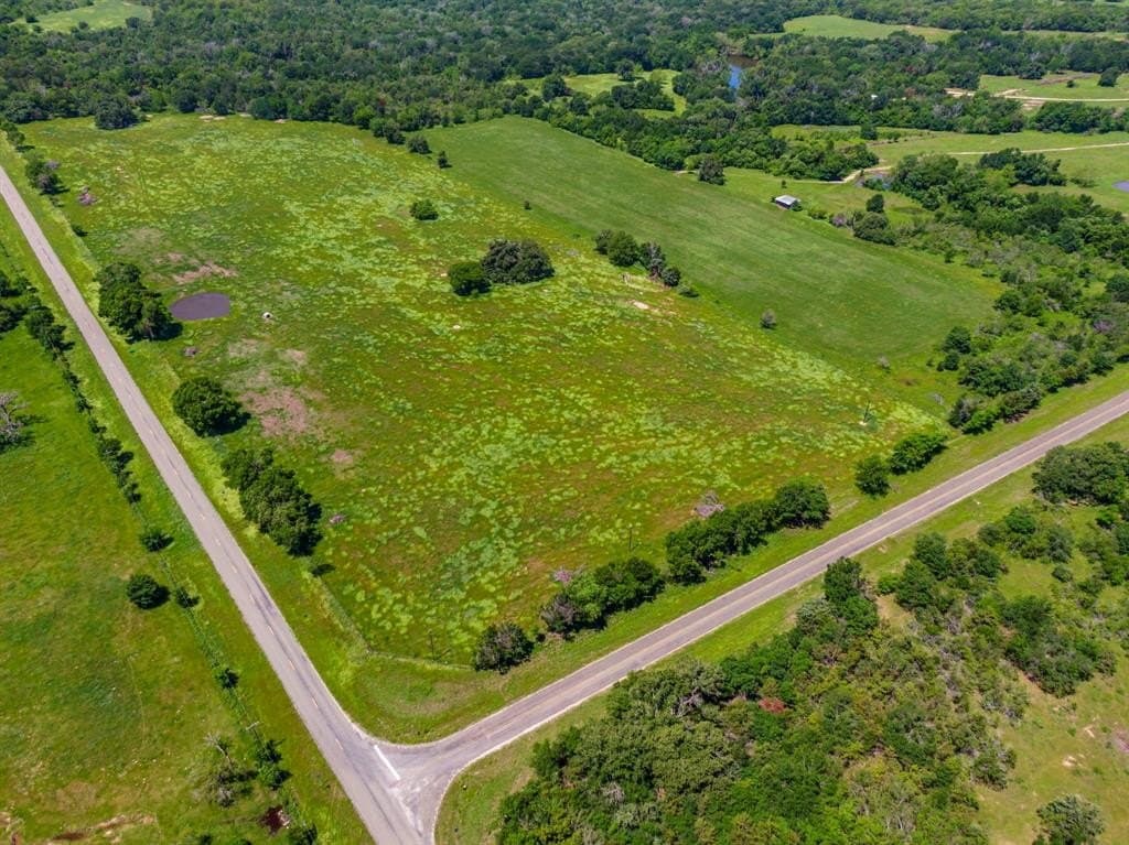 34.1 acres in Falls County