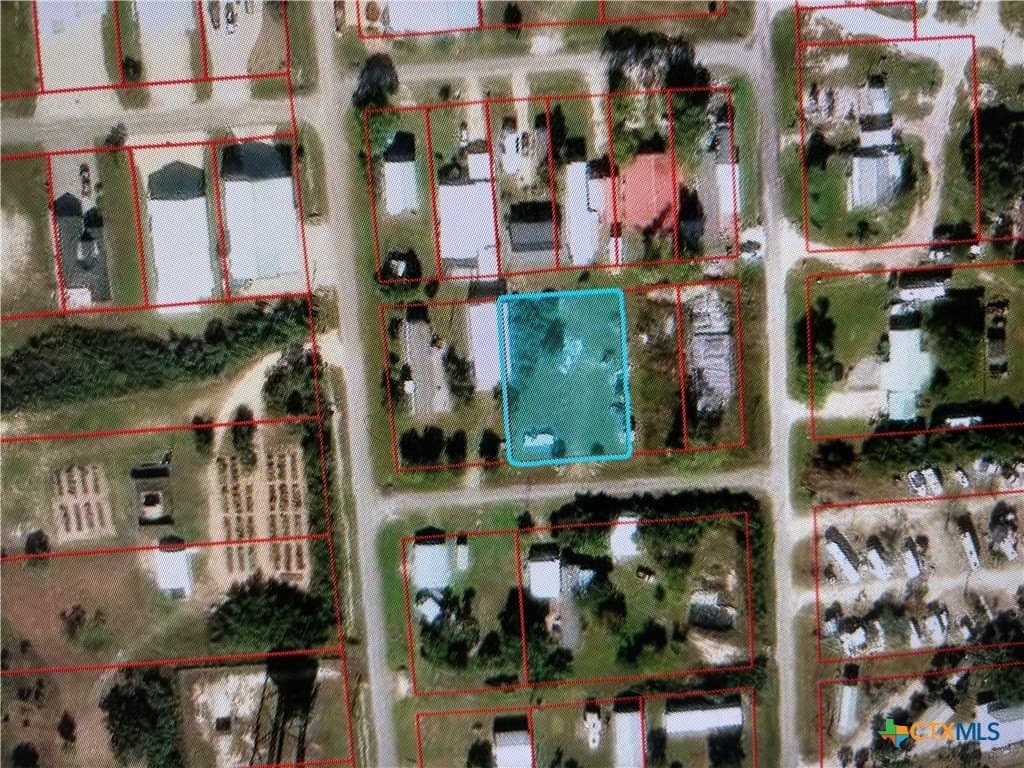0.32 acres in Calhoun County - photo 2