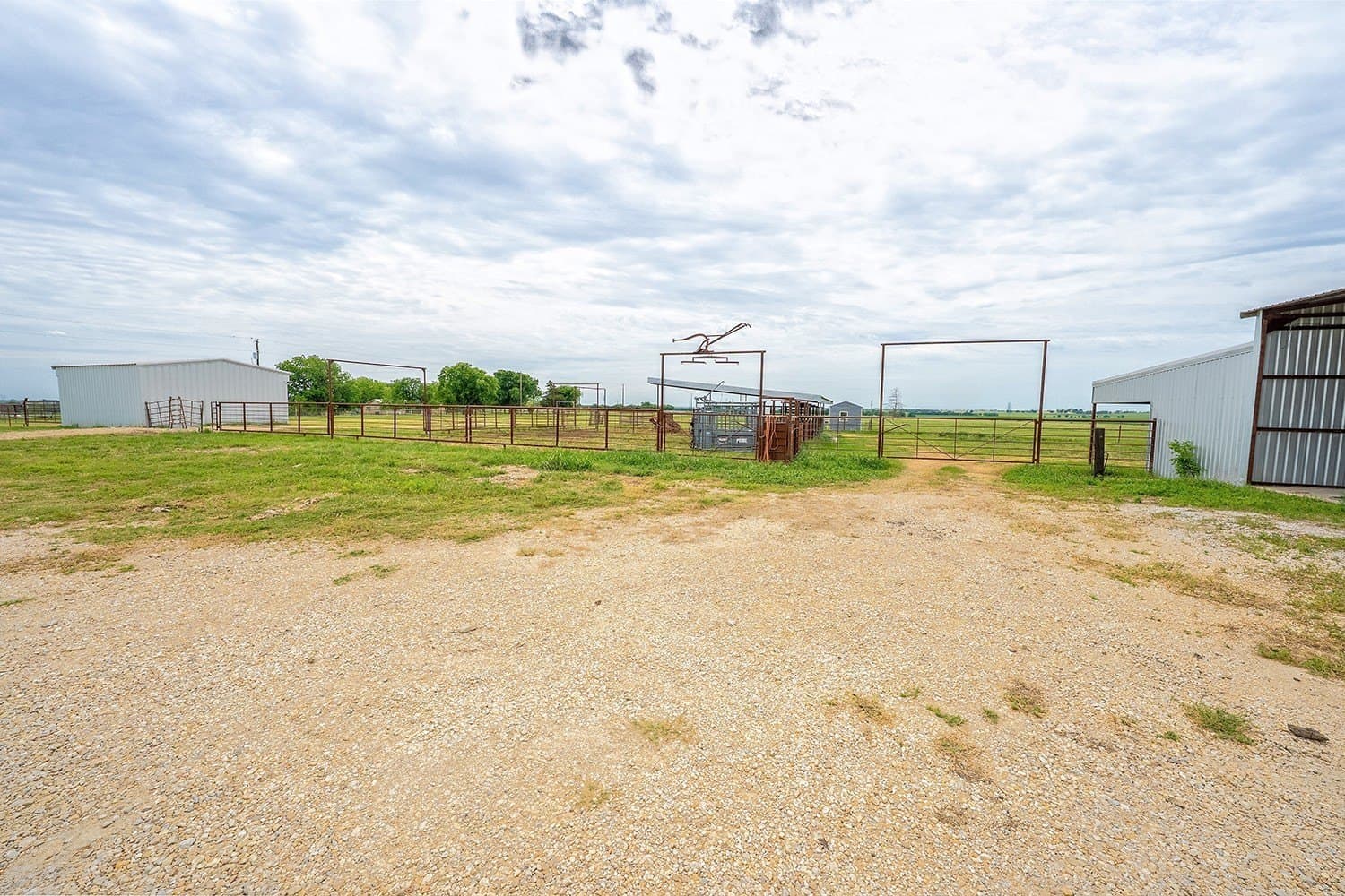127.42 acres in Cooke County - photo 31