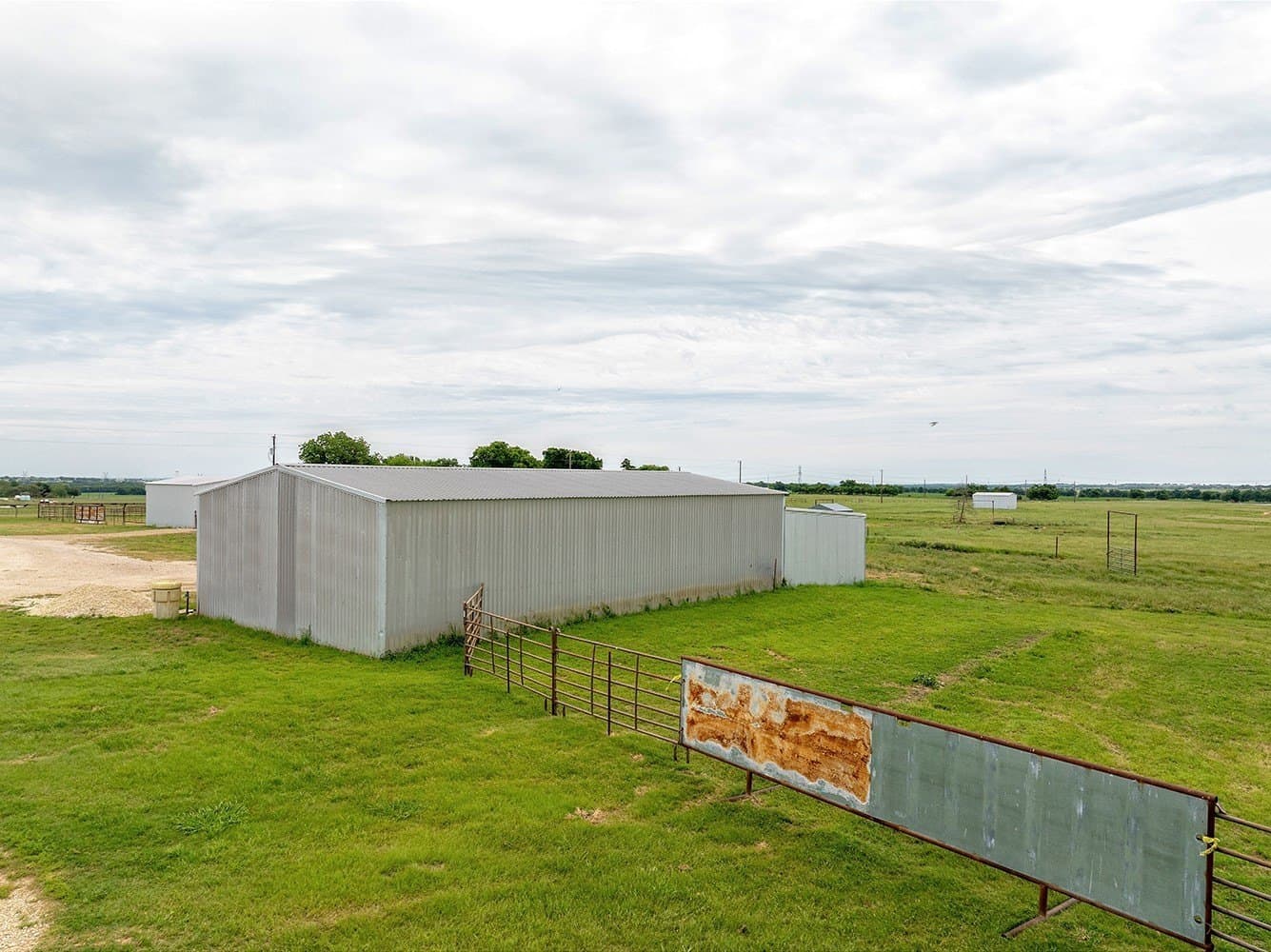 127.42 acres in Cooke County - photo 34