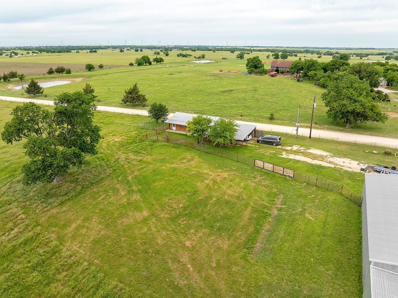127.42 acres in Cooke County - photo 40