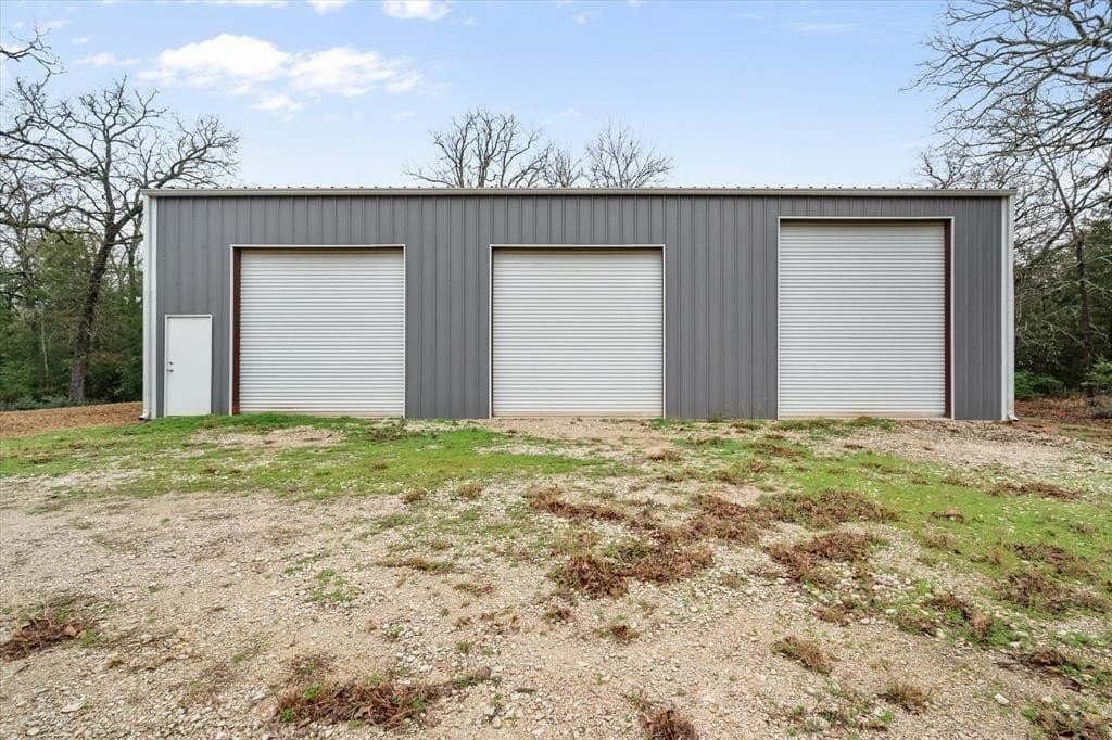 38 acres in Freestone County gallery image 4